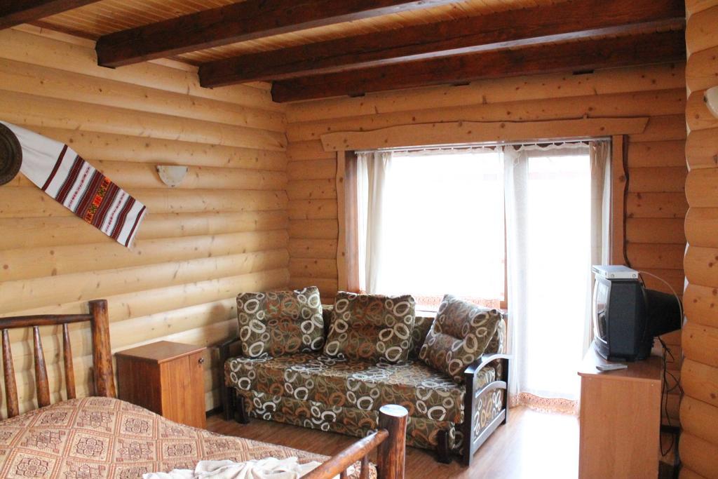 ホテル Gostynniy Dvir Raytshtoky ボロフタ 部屋 写真