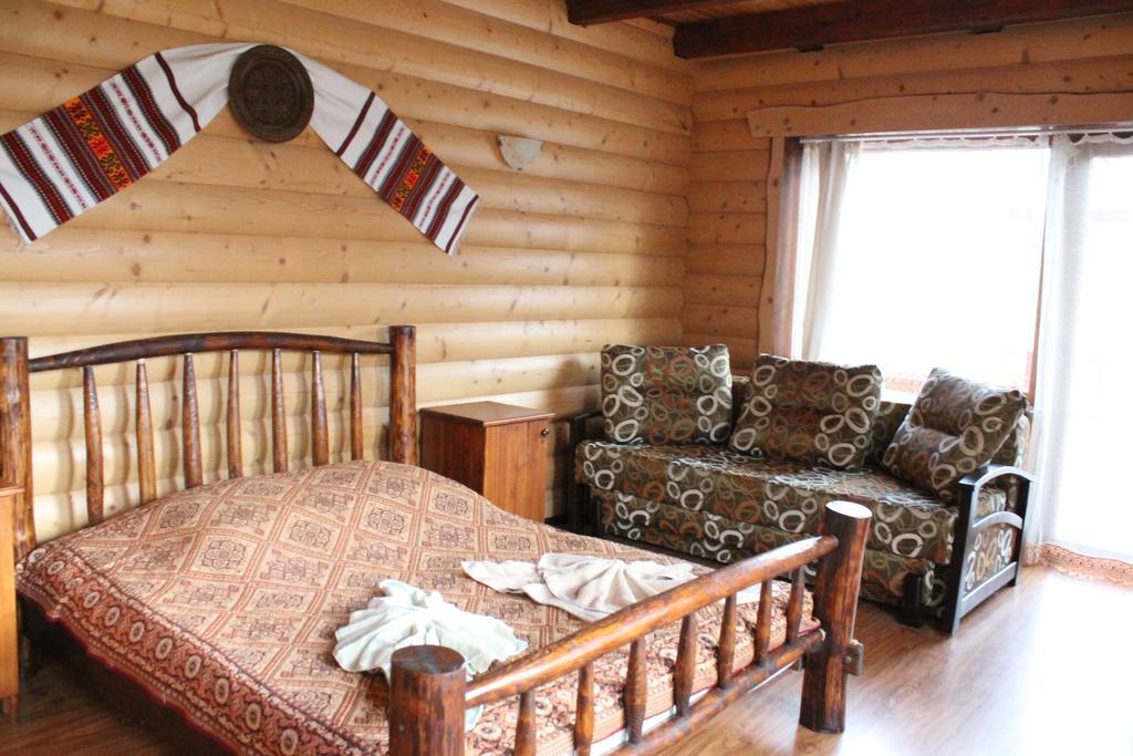 ホテル Gostynniy Dvir Raytshtoky ボロフタ 部屋 写真